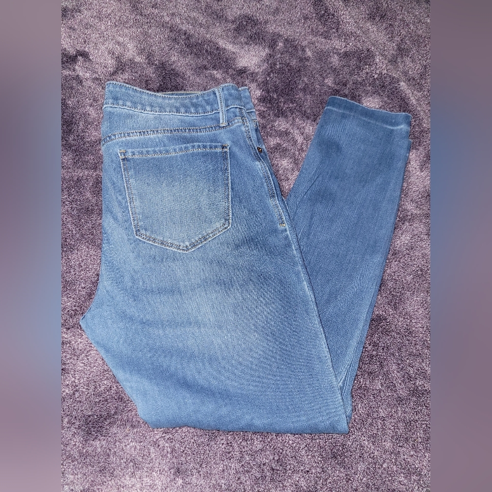 Old Navy Rockstar Super Skinny Size 14